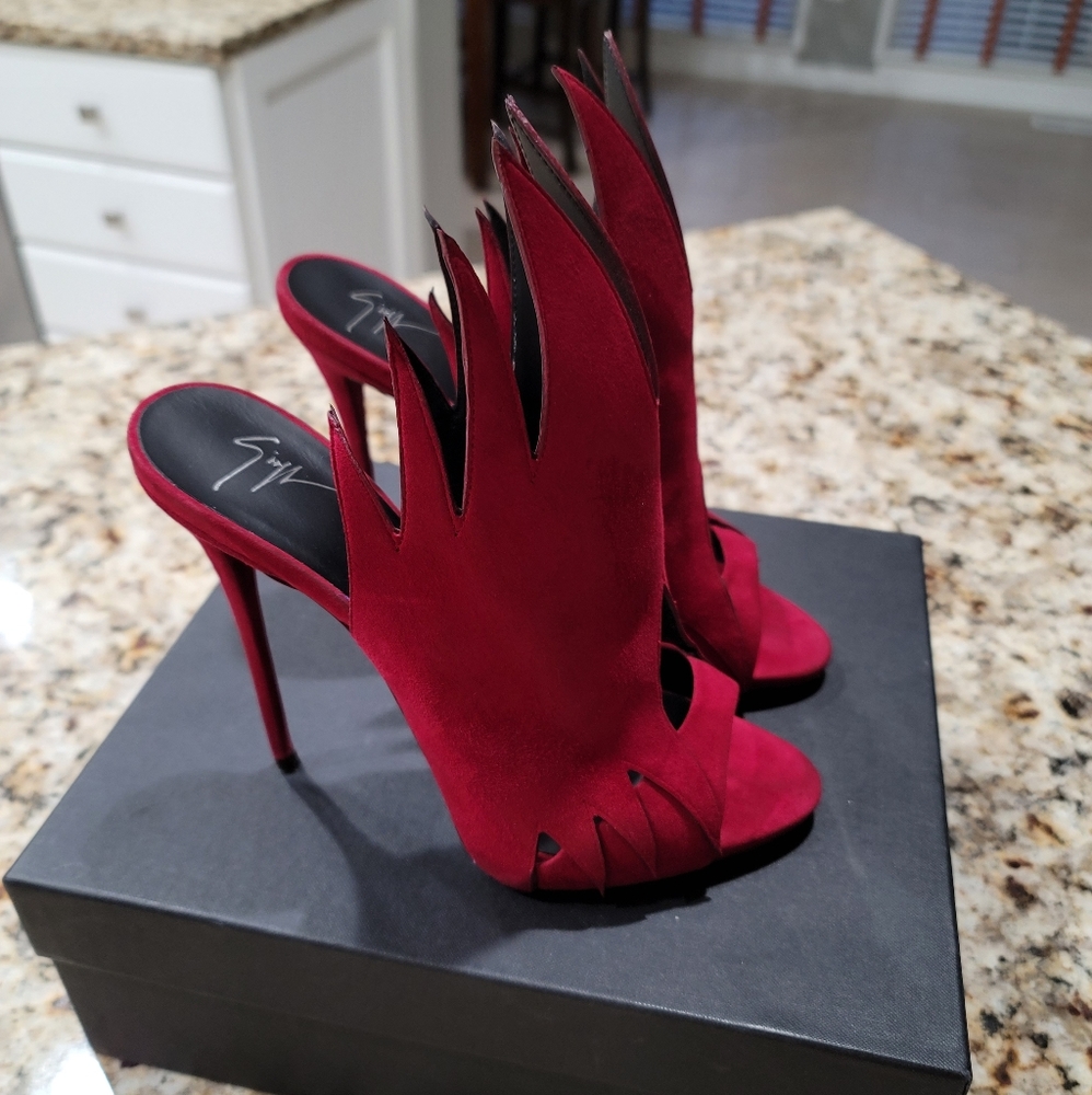 Giuseppe zanotti mules 39.5